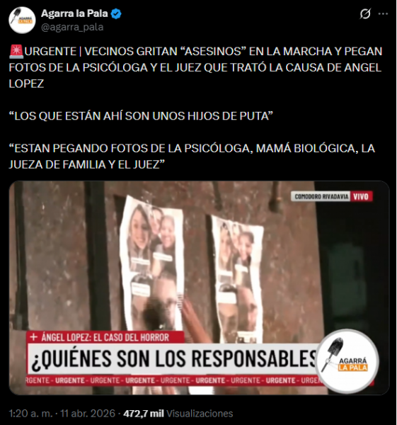 Archivo:Carteles revinculamiento.png